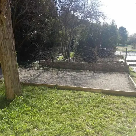 Villa Spacieuse à Avec Piscine Privée